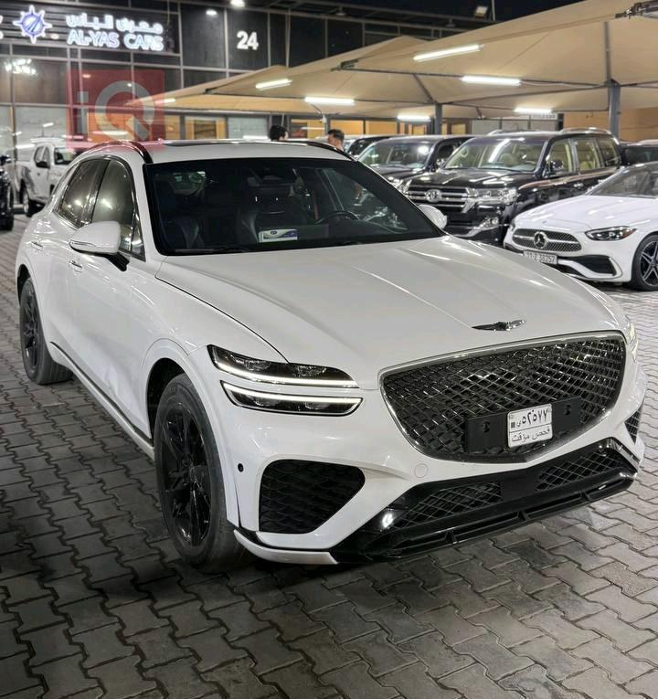 جێنسس GV70